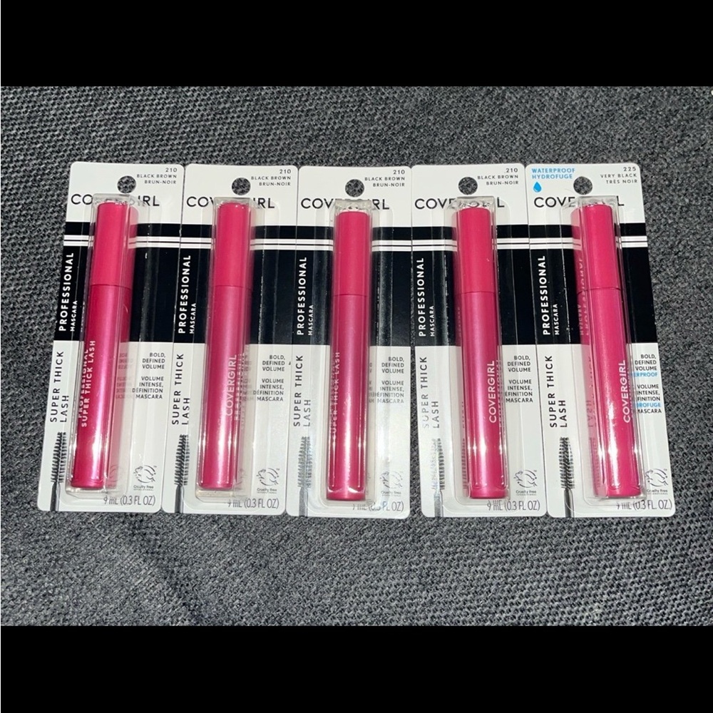 CoverGirl Super Thick Lash Mascara Bundle of 5